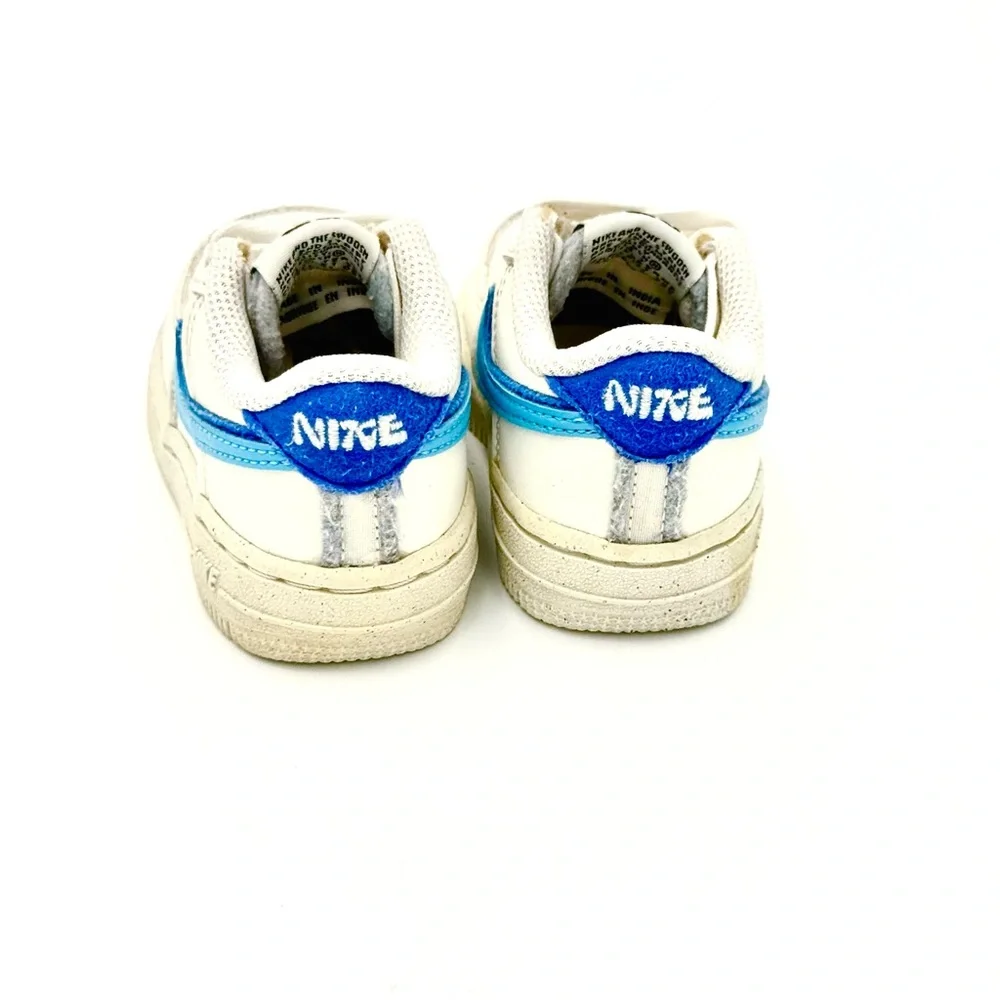 Nike Force 1 LV8 2 DV0753 100 Toddlers, Sizes‎ 6, Like New
